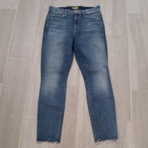 MOTHER High Waisted Looker Ankle Fray Jeans Size 27